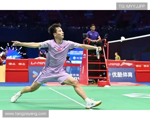 广州羽毛球队与成都羽毛球队赛后复盘分析双方配合与战术执行的关键因素